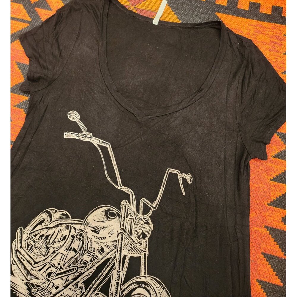 Vintage"Joshua" Black Motorcycle Graphic Women's Low V-Neck T-Shirt. Sz L - Picture 7 of 16
